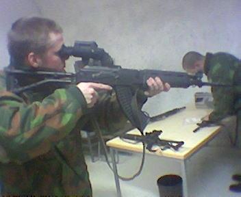 Armeijassako? featuring rk-95 ja vv-2000