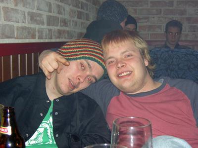 Joulu 2003. 4 päivää Gänässä, tässä klubitunnelmissa ystäväni Pepen kanssa.