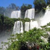 Iguazu Falls. Argentiinan ja Brasilian rajalla