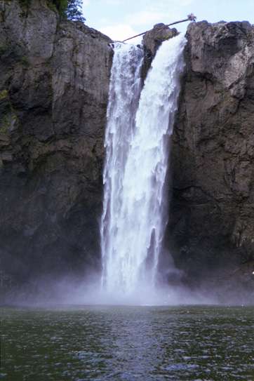 Snoqualmie Falls - Snoqualmie, WA USA, July 2001 (Twin Peaksin putous...)