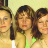 me and my best friends..bileprinsessat=)