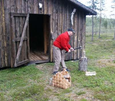 Halon hakkuuta lapissa