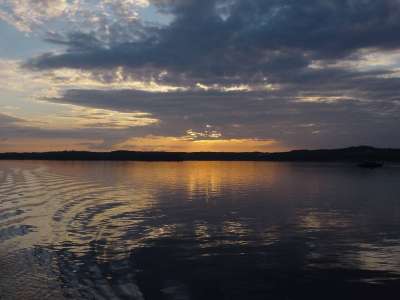 Kaunis auringonlasku