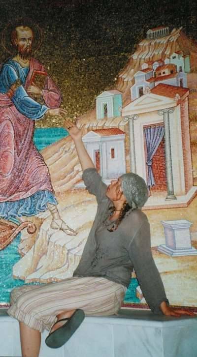 Aninani greets St Paul in Thessaloniki