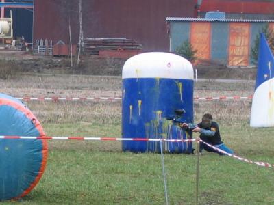 Paintball, en harrasta mutta tulihan kokeiltua. Kiinnostais kyllä koittaa uudelleen...