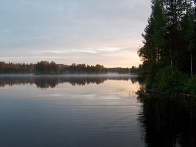 Juhannusaatonaatonyö kotisuomessa 2005  klo 3:57