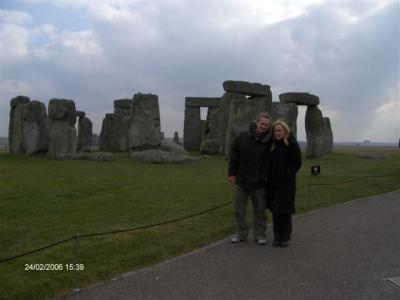 stonehenge, jason ja minä ja KYLMÄ!!