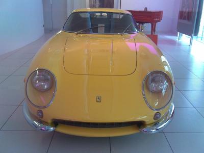 Pähee Ferrari - kuva otettu Maranellossa, Ferrari museosta