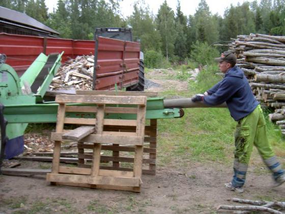 Klapi koneraksuttaa talven lämpimät