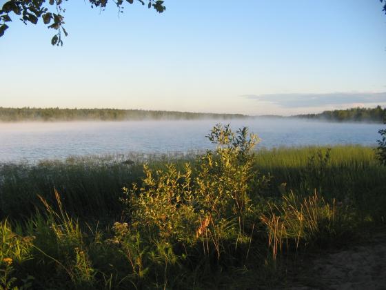 Ihanainen aikainen aamu Haapaveden Kylpyläsaaressa. Oispa kesä ainainen =)