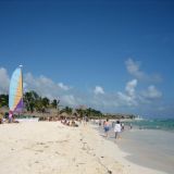 Meksiko, Playa del Carmen.. turkoosinsininen Karibianmeri, valkoista korallihiekkaa, yli +30*C lämmintä, jääkylmä MansikkaMargarita.. näissä oloissa vierähti mukavasti parin viikon joululoma :)