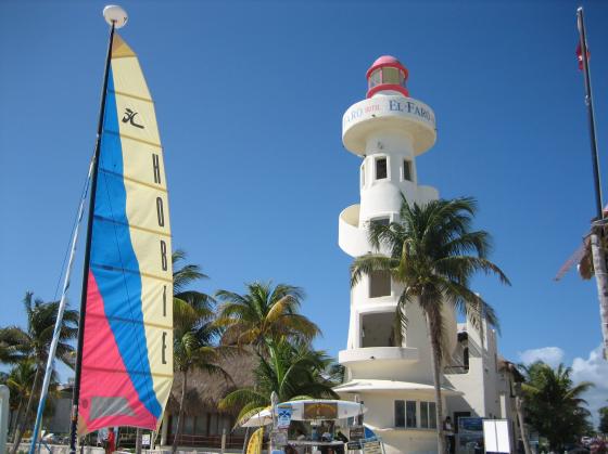 El faro de Playa del Carmen