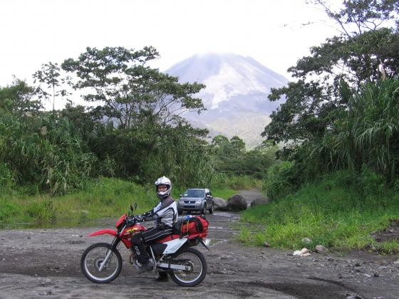 Minä ja Volcan Arenal