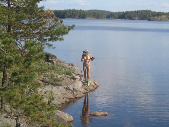 kaipaan vaaleanvihreitä kumppareitani, jotka kuvassa jalassani... ja kesää