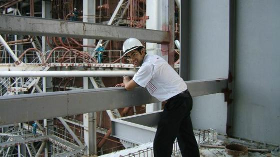 guys are working.. I'm watching ya!! dunno be lazy!! Vietnam, Uong Bi power plant