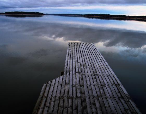 kaikki meidät joskus elämän laiturilta noudetaan.