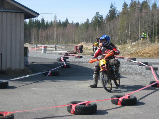 mopo endurancesta jah vehkeet hajos ja meni loppu ihan köröttelyks