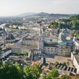 Salzburg. Ei huonot näkymät olleet linnakkeelta kaupunkiin.