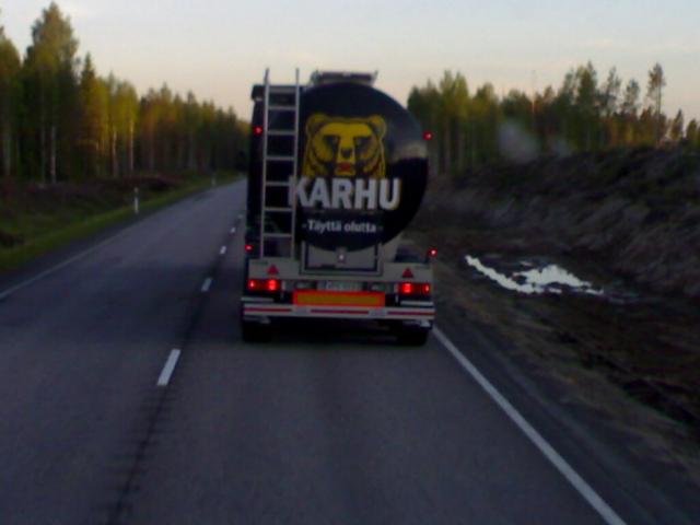 Meinas karhu parka jäädä alle...  ;-)