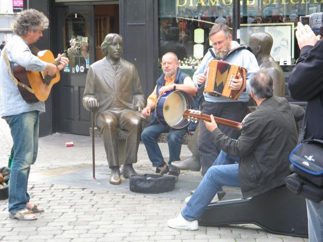 Katusoittajia Galwayssä