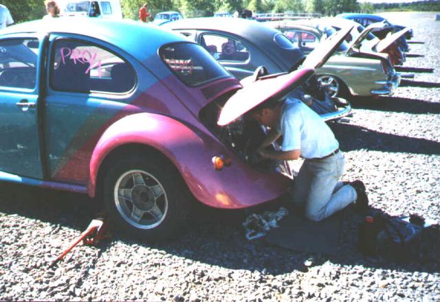 pikkuvika Motoparkissa, öljypumpun akseli poikki...