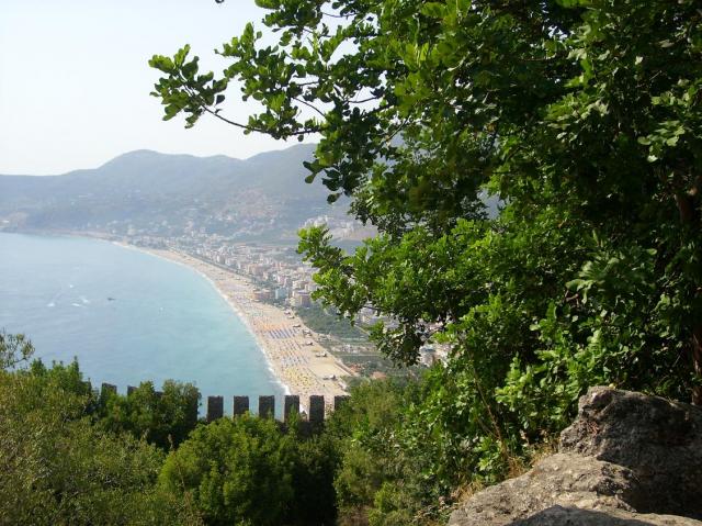 Alanya, Kale kukkulalta Kleopatralle