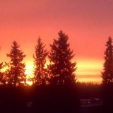 auringonlasku parvekkeelta