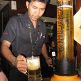 hardrock cafen 3litran singha torni piti nestetasapainon kunnossa=)