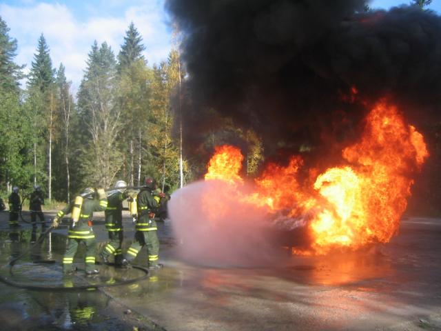 Pakollinen intti kuva.