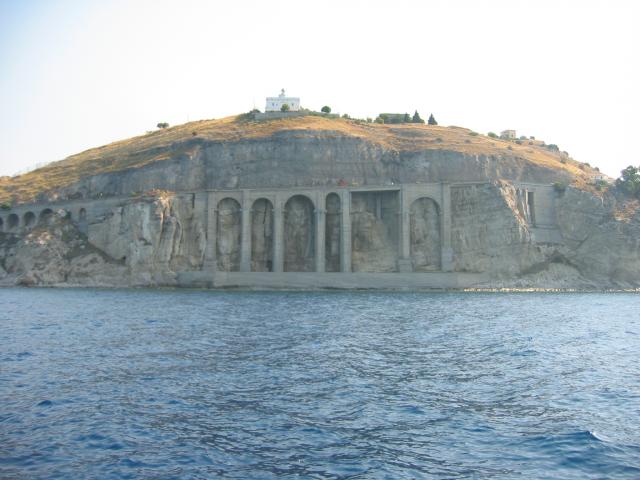 Reggio di Calabria, komea pengertie