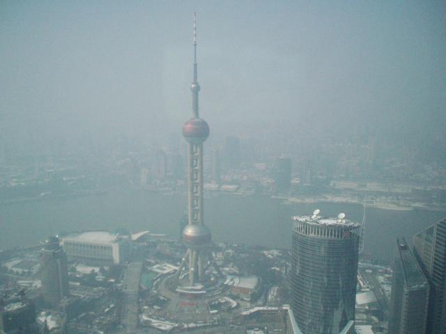 Näkymä JinMao Towerista HuangPu-joelle