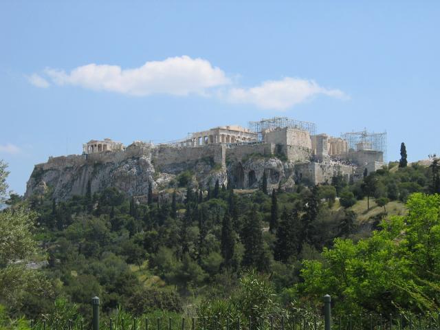 Siellä se Akropolis näkyy