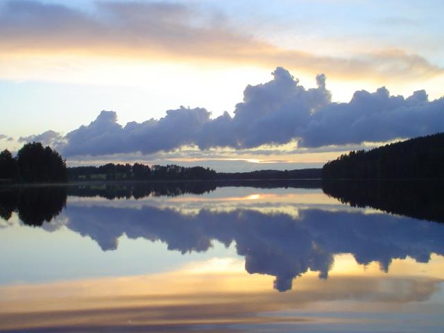 Maisemaa mökin laiturilta