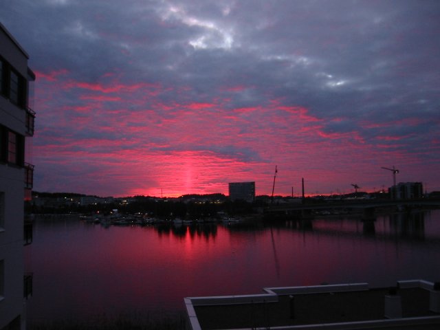 Upea auringonlasku Jyväskylässä.