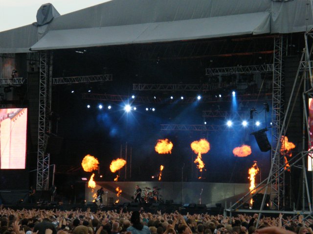 Pyrotekniikkaa metallicalaisittain Sonispheressä 2009