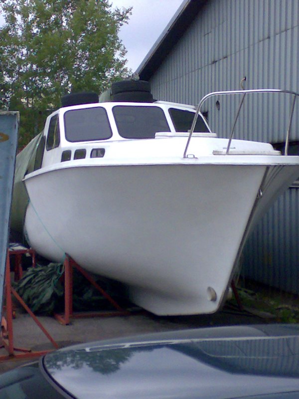 Adventurer vene vuosimallia 2009/2010 tehtynä muoteilla (myyty)