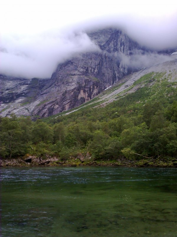 Trollveggen ( Peikonseinä )