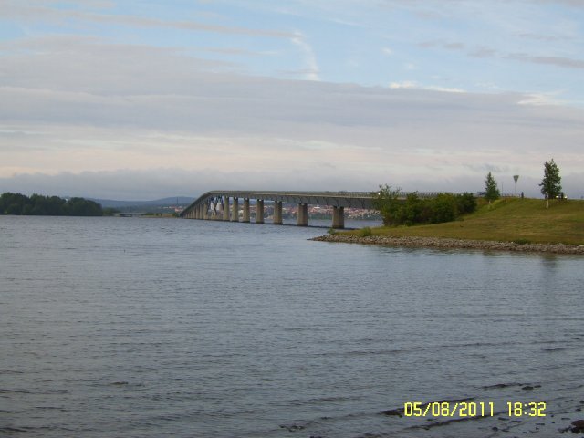 Östersund, ja Vallsundsbron