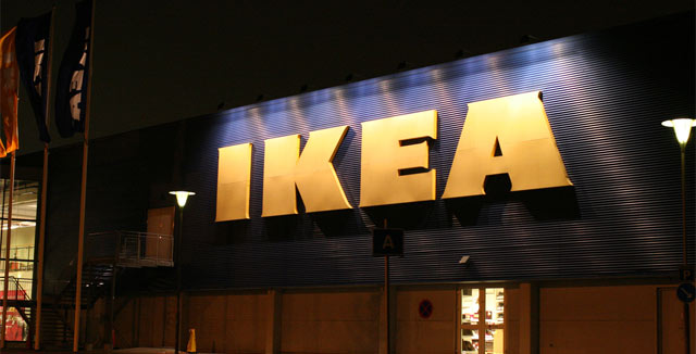 Miltä maistuisi yö Ikeassa?