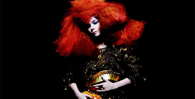 Björk vai se pelottava klovni?