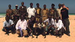 Somalia-työryhmä autonkuljettajista turvamiehiin. Ruotsalainen Andy on jo poissa kuvioista.