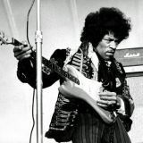 Julkisuus lisää riskiä joutua klubi kaksseiskaan. Kuvassa Jimi Hendrix joka kuoli 27 vuotiaana.