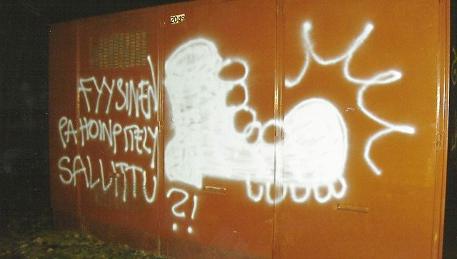 Stop töhryjen ankara linja herätti kysymyksiä graffitiväen keskuudessa.