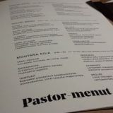 Valitsimme Pastor-menulistalta 8 ruokalajin Nikkei menun, jossa mukana 4 sommelierin valitsemaa viiniä.