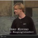 Salattujen elämien Ismo Thilia Thalia-ohjelmassa vuonna 1984. Kuvakaappaus YouTubesta.