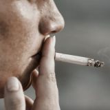 Nikotiinilaastari ei auta ikuisesti tupakoinnin lopettamiseen
