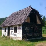 Serbia - Bosnia-Herzegovina reitillä näki paljon tuhottuja taloja