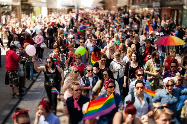 Yritykset osallistuvat Pride-kulkueeseen näkyvinä delegaatioina vielä suhteellisen harvoin.
