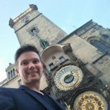 Prahassa astronomisen kellon luona sokkomatkalla