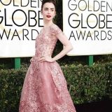 Robe de soirée rose lily collins